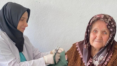 Köyde yaşayanlara kanser taramasının önemi anlatıldı