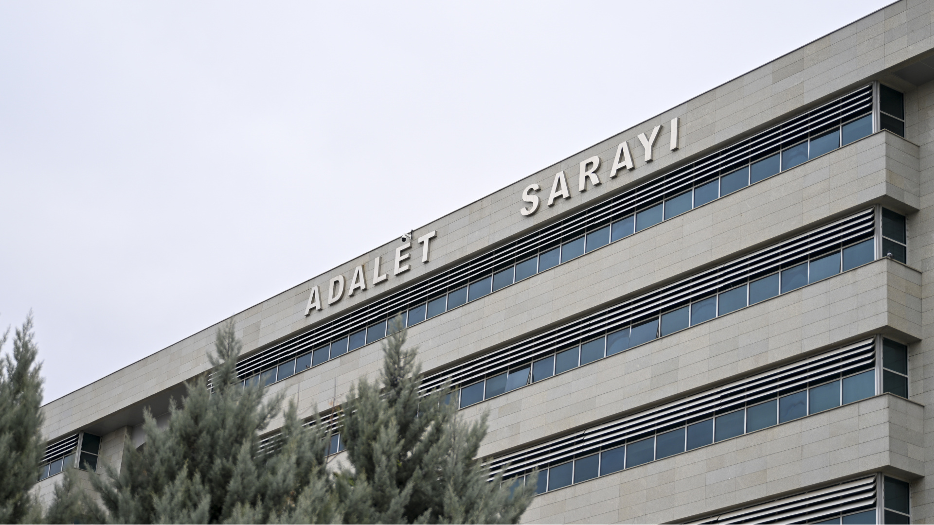 Adli Emanetten Altın Çalındı: Görevli Memur 'İhtiyacım Vardı' Dedi ve Tutuklandı