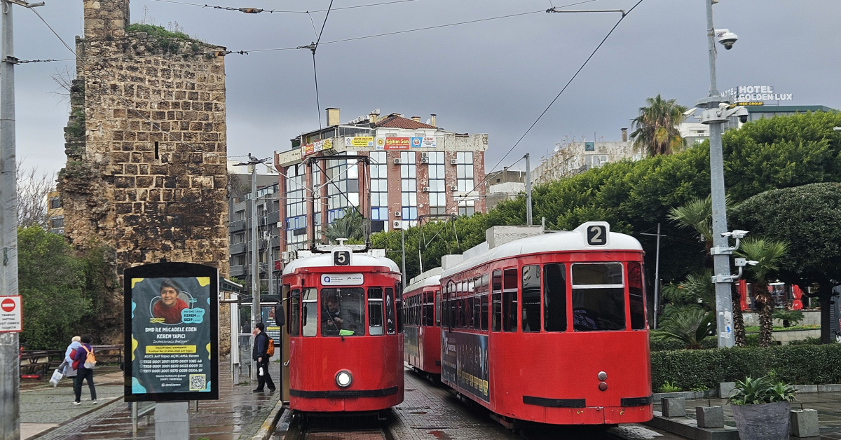 Antalya Burçları Tramvay Tehdidi - Titreşimler Yıkım Riski