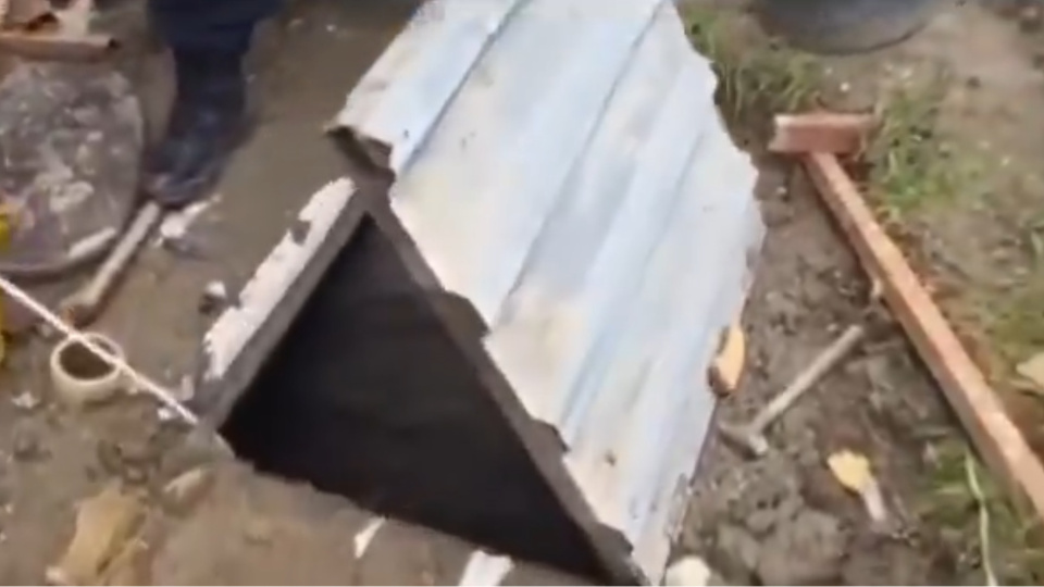 Yer altında sahte içki üretip, motokurye ile sattılar!