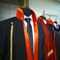 Avukat hakime saldırdı!