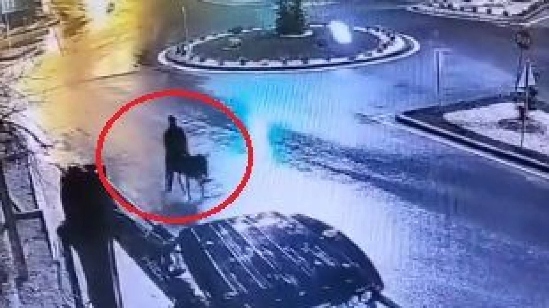 Kayseri'de Kuyumcu Soygunu: Şüpheli Forkliftle Kırdı, Eşekle Kaçtı