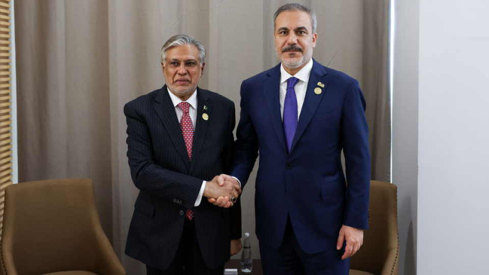 Bakan Fidan, Pakistanlı mevkidaşı ile görüştü