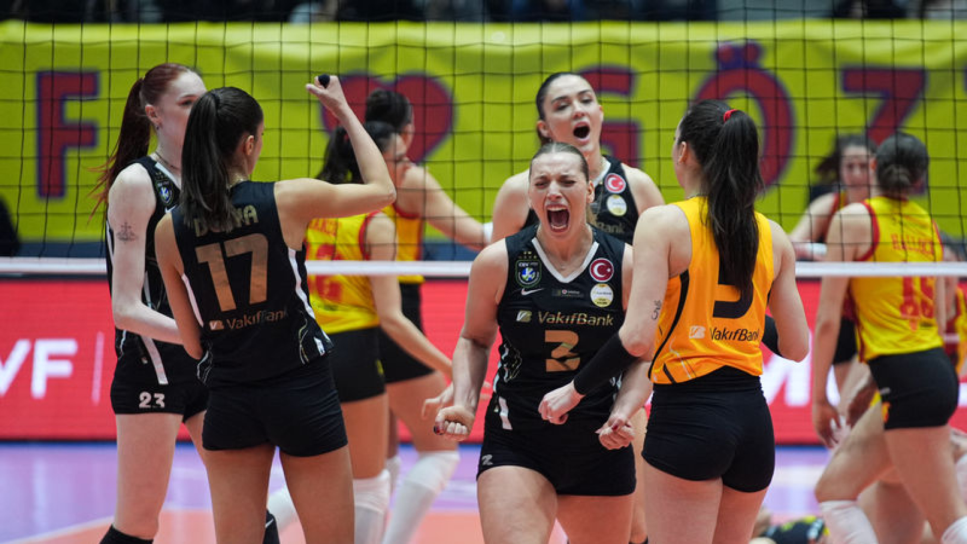 VakıfBank, Göztepe'yi 3-1 Mağlup Etti: Sultanlar Ligi'nde 21. Hafta Sonucu