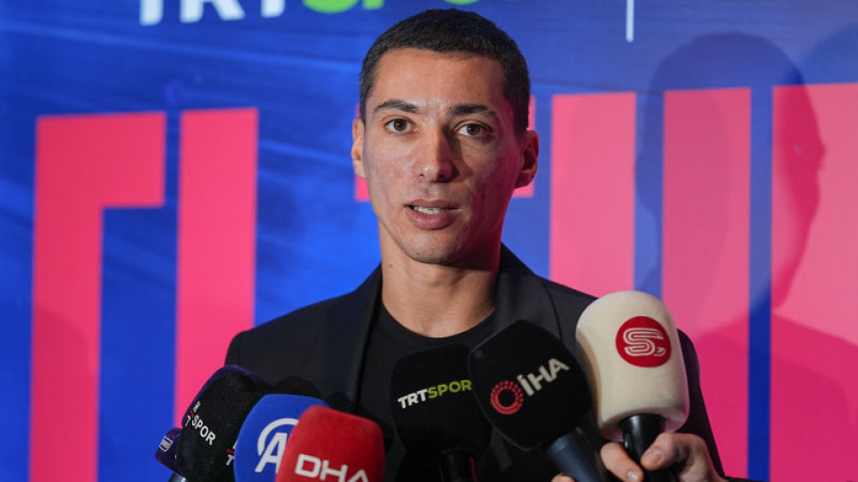 Razgatlıoğlu'nun belgeselinin gösterimi gerçekleştirildi