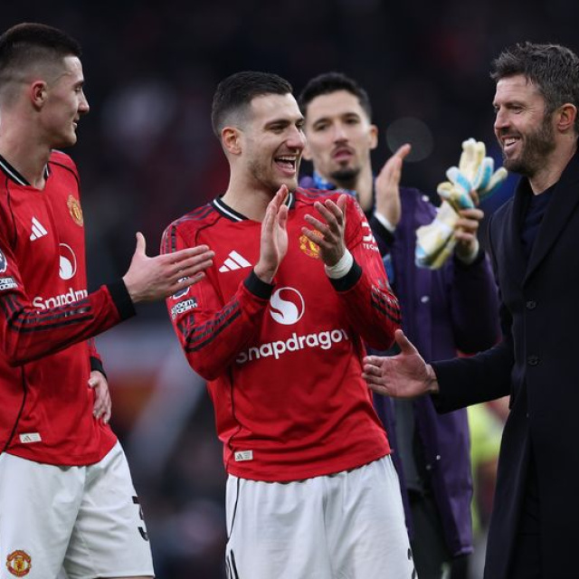 MANU, 90+6'da beraberliği kurtardı!