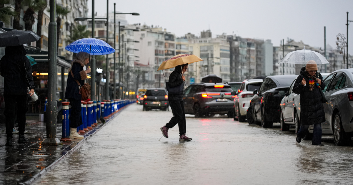 Osmanlı Eyaletleri Karalarmı - Sağanak Yağmurlu Hava Durumu