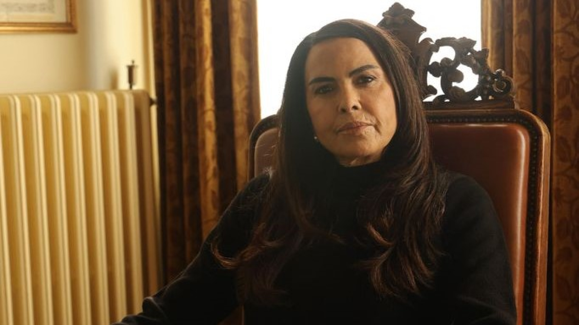Nursel Köse'den Tarihi Eserlere İsim Yazılmasına Tepki: Tarihe Ayıp Ediyorsunuz