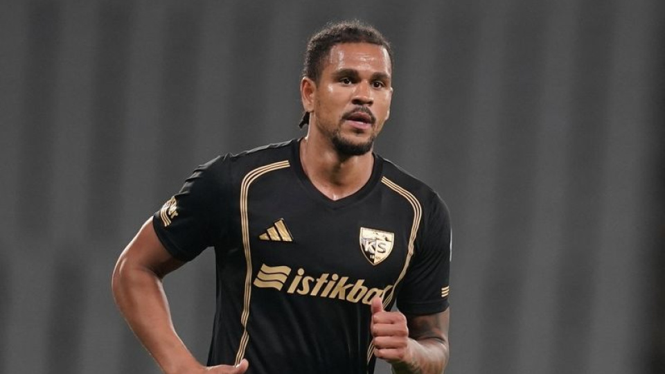 Kayserispor'da Onugkha kadro dışı kaldı!