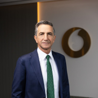 Vodafone'dan 36 milyar TL servis geliri