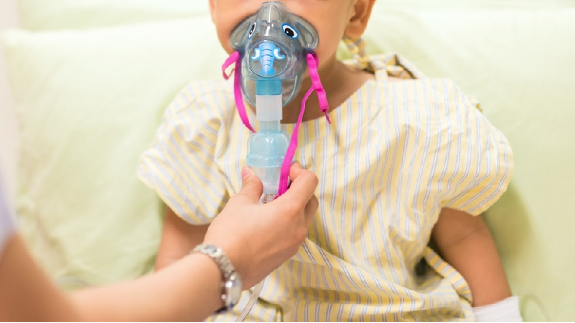El Bebek Gül Bebek Derneği RSV'nin Aileler Üzerindeki Çok Boyutlu Etkilerini Araştırdı