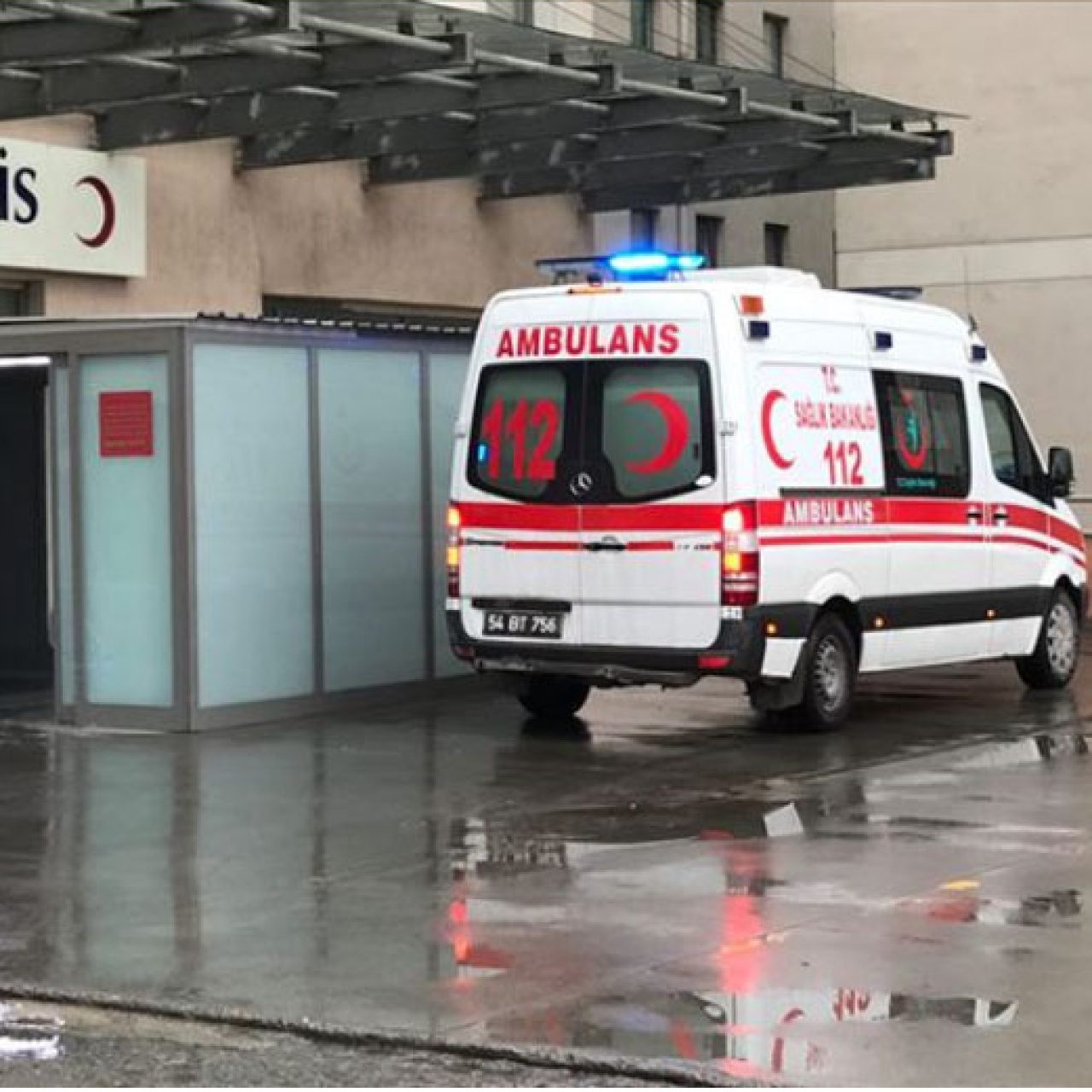 Aracın içinde hareketsiz yatıyordu... Otomobilde kanlı infaz!