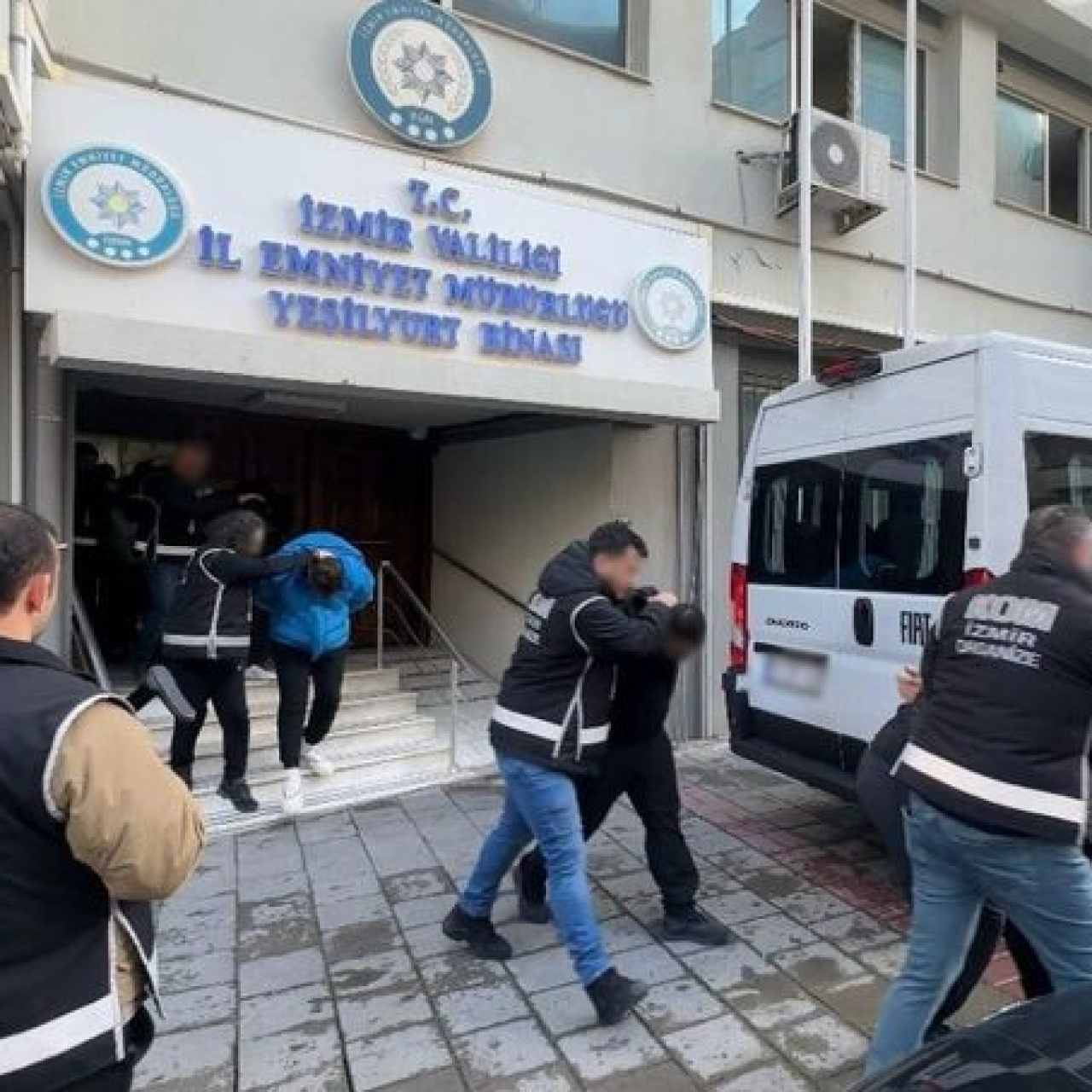 Evinin önünde silahlı saldırıya uğramıştı... Yanlışlıkla öldürülmüş!