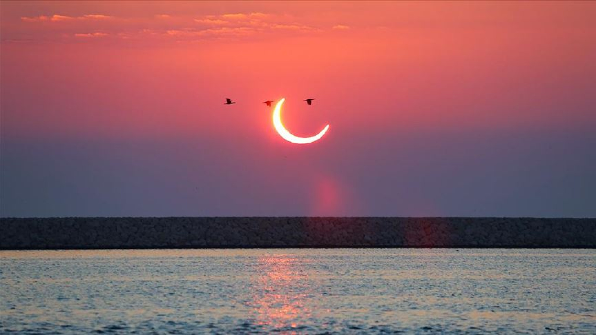 2026 Halkalı Güneş Tutulması Tarihi Belli Oldu: Türkiye'den Görülecek mi?