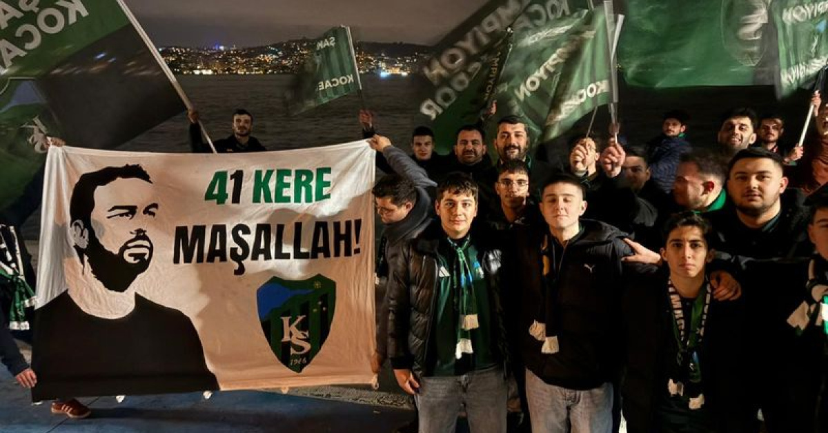 ın 41. Doğum Günü Sürprizi: Kocaelispor Taraftarları