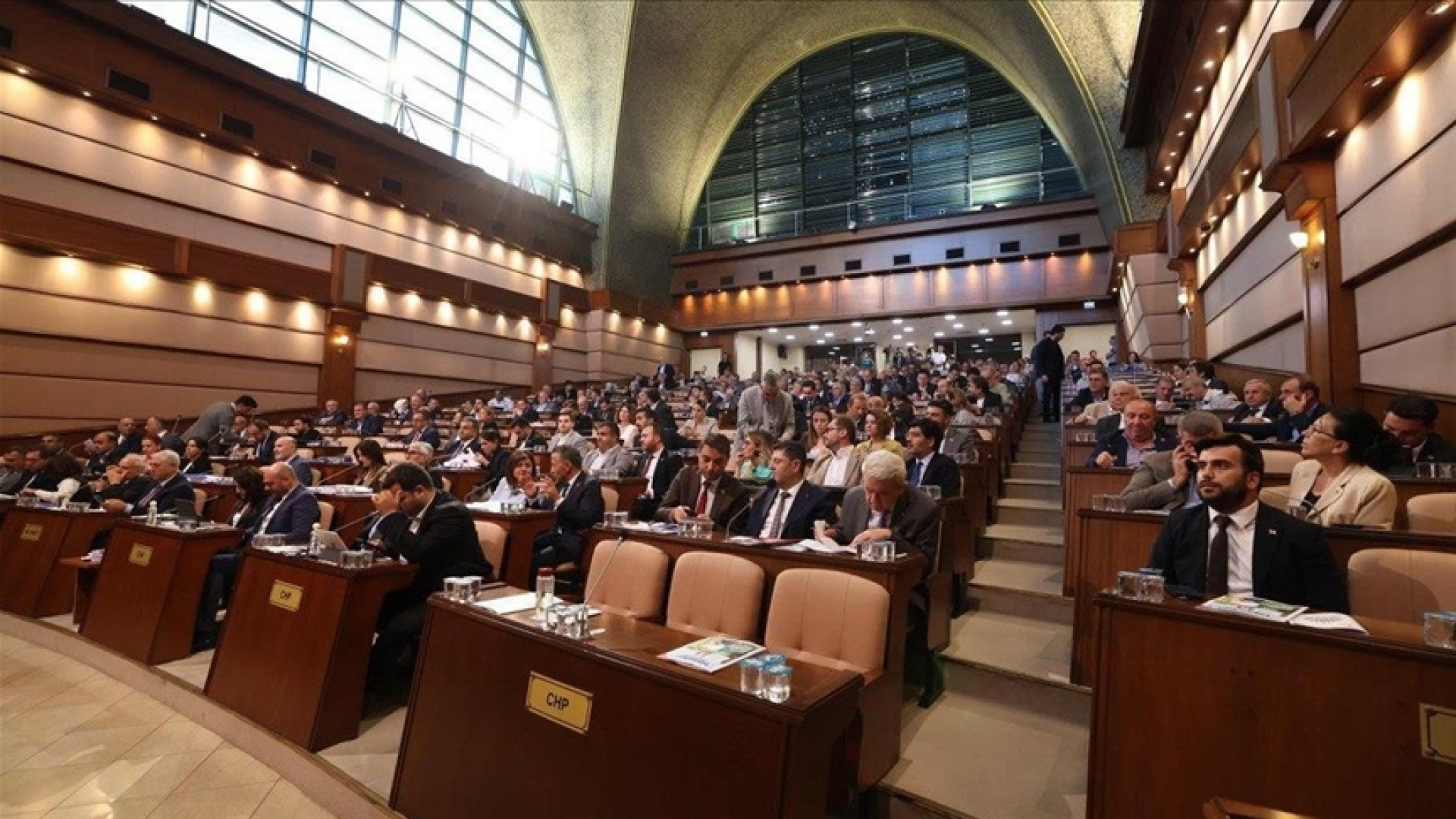 İstanbul İtfaiyesi'ne 175 Araç İçin 6 Milyar Liralık Borçlanma Kararı Alındı