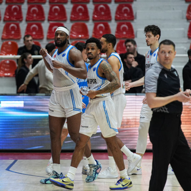 Aliağa Petkimspor evinde mağlup!