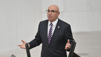 Mahmut Tanal hastaneye kaldırıldı