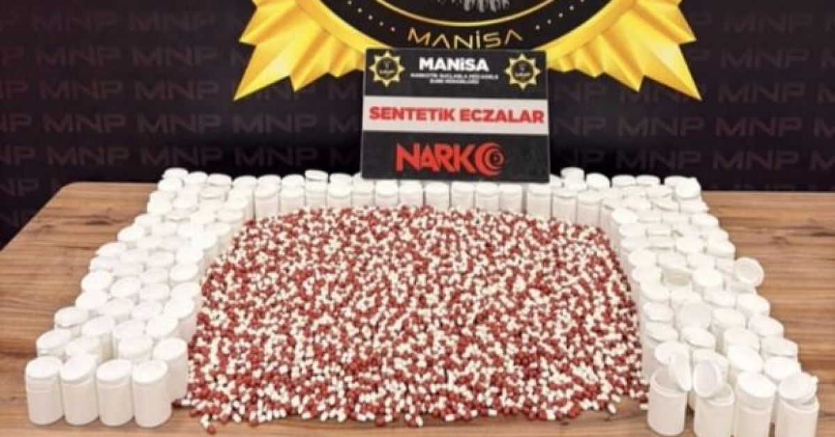 Manisa'da Uyusturucu Ticareti Yaptıkları İddiasıyla 7 Şüpeli Tutuklandı