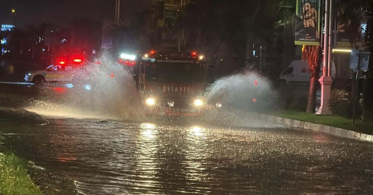 Bodrum Ve Milas'ta Eğitim Ara Verilmesi - Bugun.tr