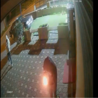 Önce molotof, sonra "Seni kaç gün daha koruyacaklar" mesajı!