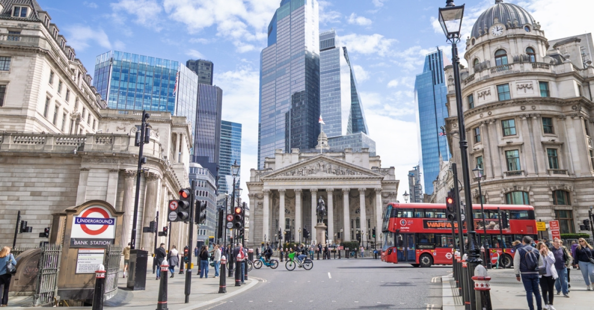 <Ingiltere Ekonomisi 0.1% Büyüme Kaydetti - Stratejik Önemli Analizler