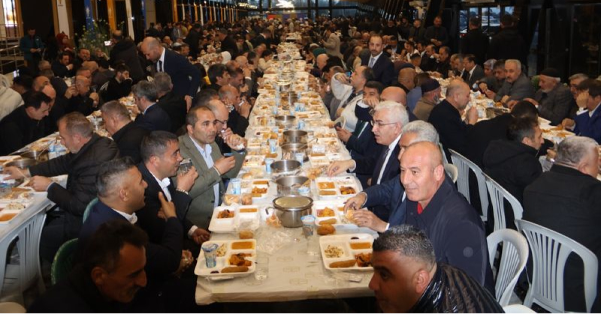 AK Parti Ramazan Ayında 81 İlde Ev Ziyaretleri