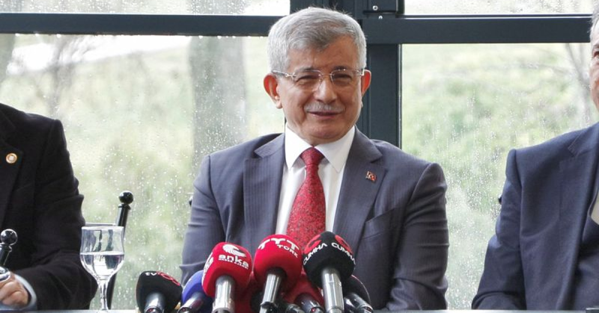 Ahmet Davutoğlu: İttifak Görüşmelerinin Tamamlanmasını Umuyor