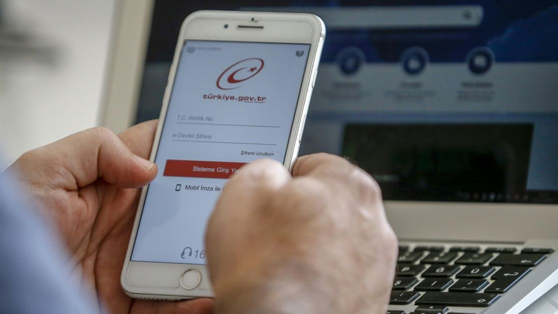 Türkiye e-Devlet Kapısı ile Dijital Devlette Avrupa'yı Geride Bıraktı