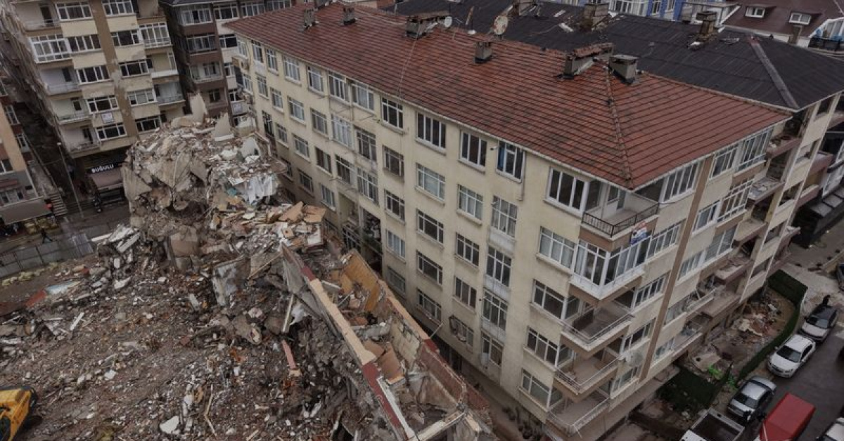 Yıkım Devresinde Binaların Yer Değiştirme