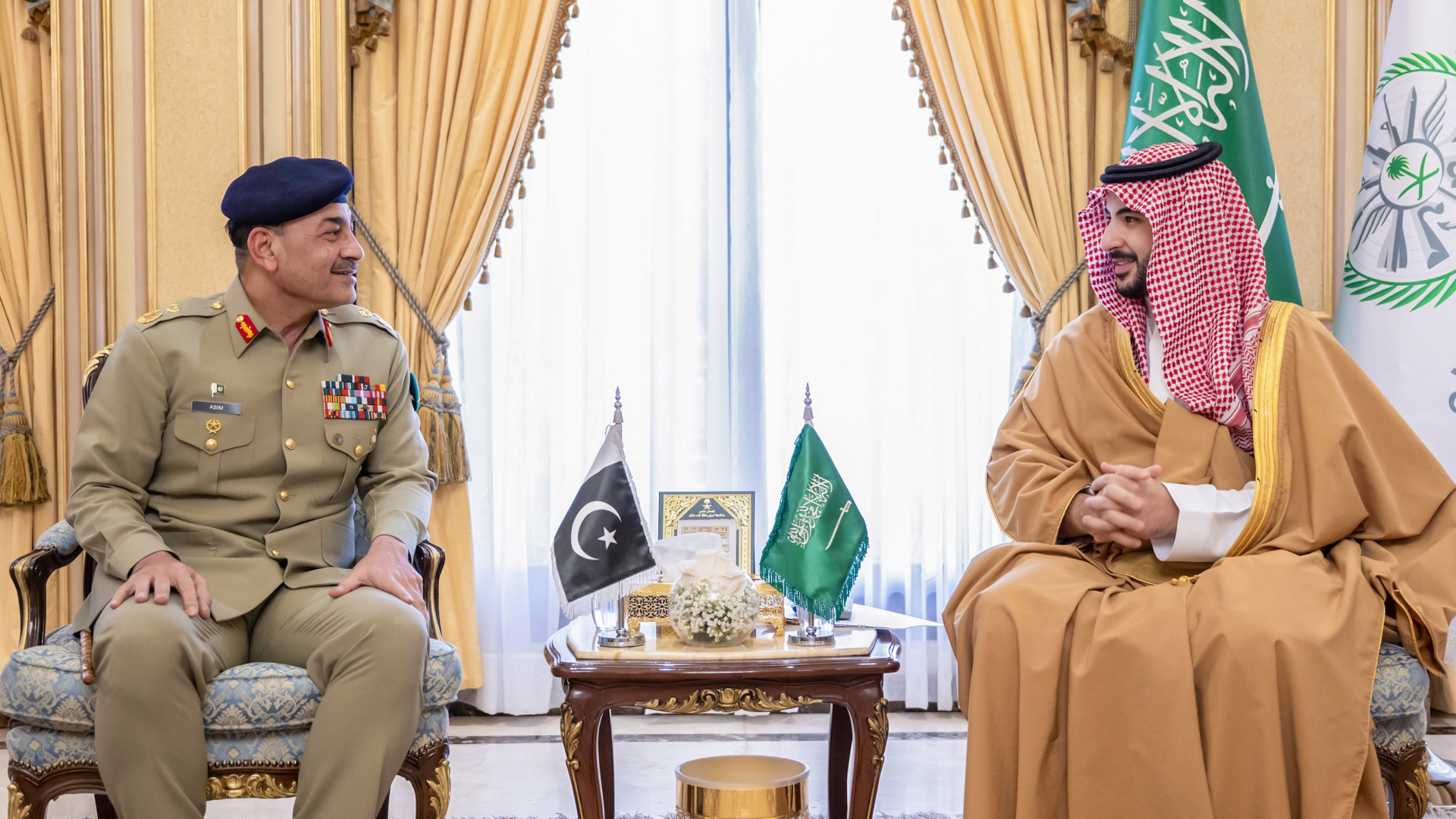 Pakistan ve Suudi Arabistan Savunma İşbirliğini Görüştü