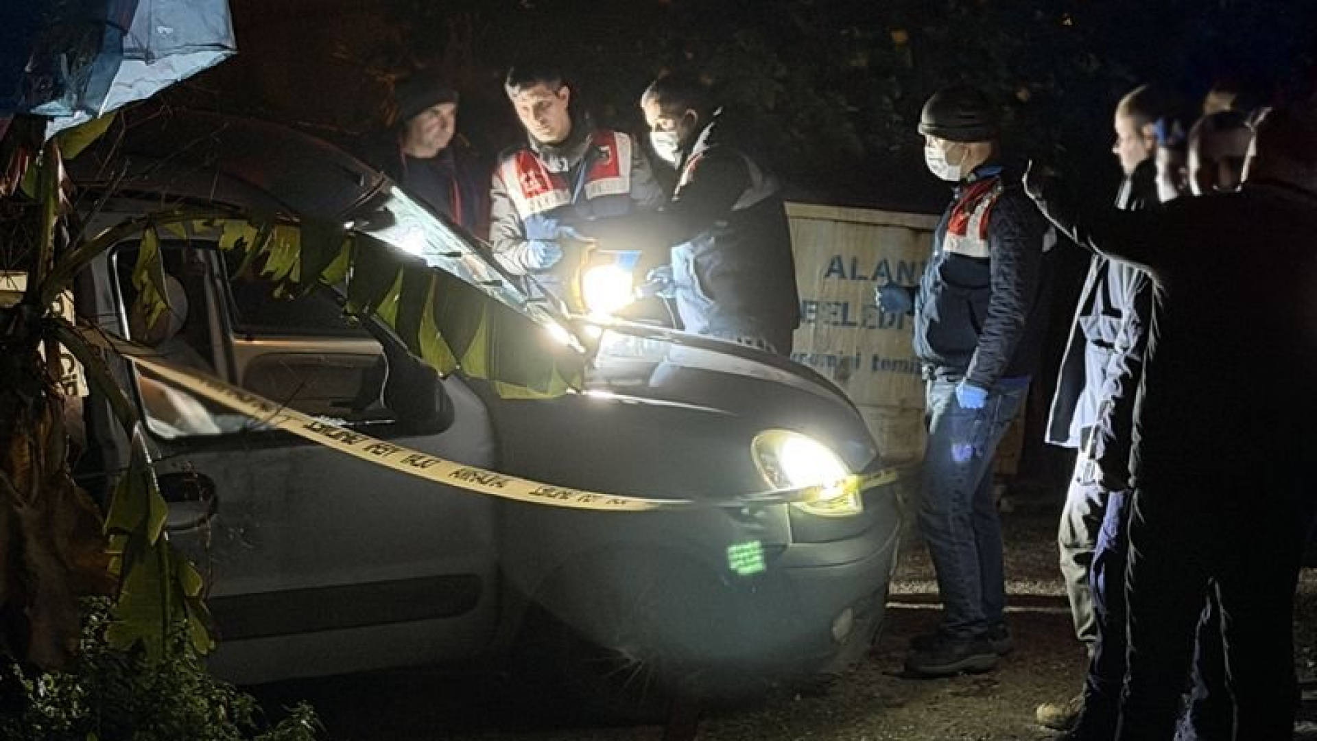 Alanya'da hafif ticari araca silahlı saldırı: 1 ölü | Son dakika haberleri