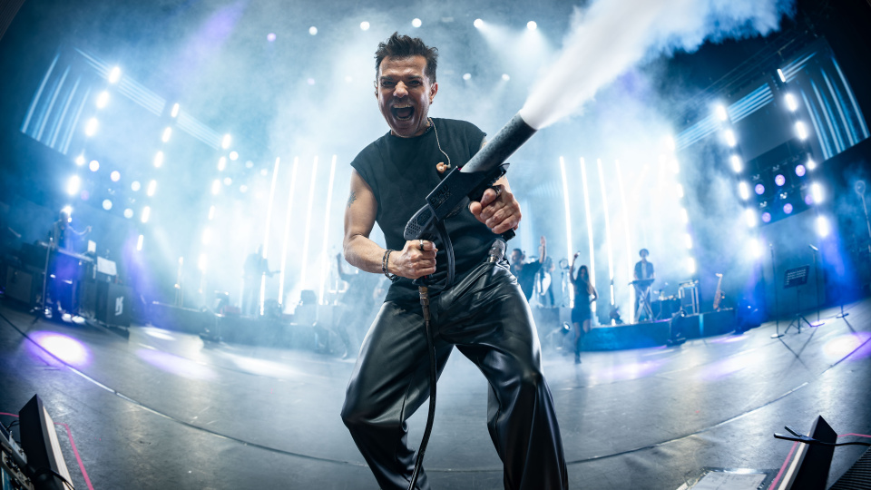 Kenan Doğlu'dan unutulmaz konser