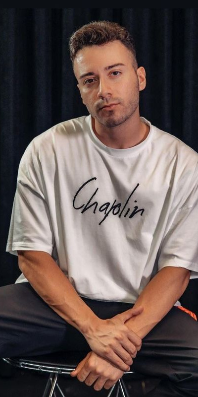 Enes Batur hakkında karar