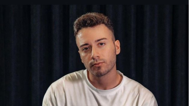 Enes Batur hakkında karar