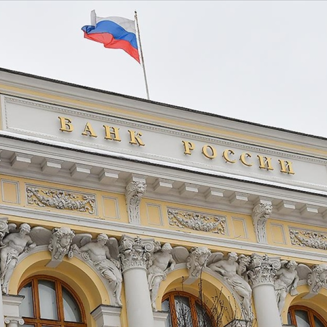 Rusya Merkez Bankası'ndan faiz indirimi