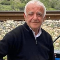 Doktor, muayenede kalp krizi geçirdi