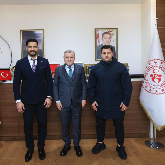 Akgül ve Kayaalp'ten Bakan Bak'a ziyaret