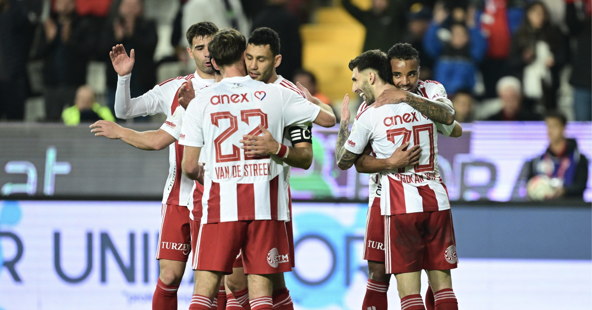 Antalyaspor - 3 / Samsunspor - 1: Trendyol Süper Lig Sonuçları