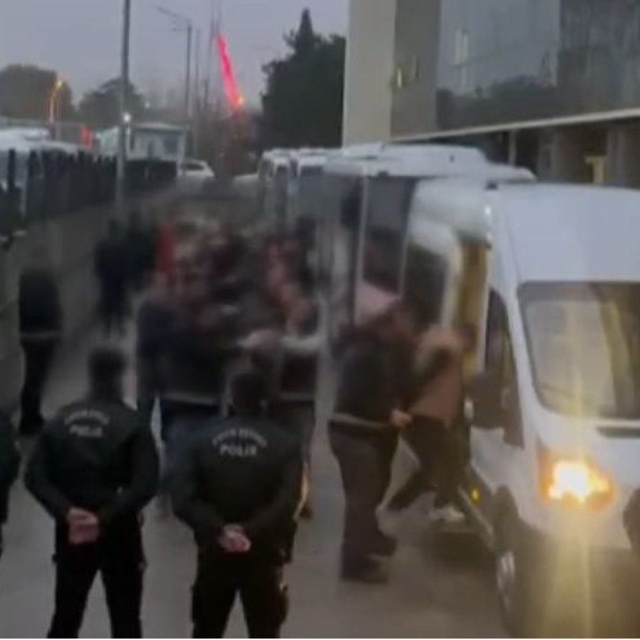 4 ilde uyuşturucu operasyonu: 84 tutuklama