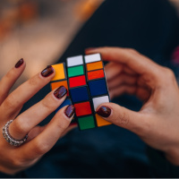 Rubik küp 20 hamlede nasıl çözülür?