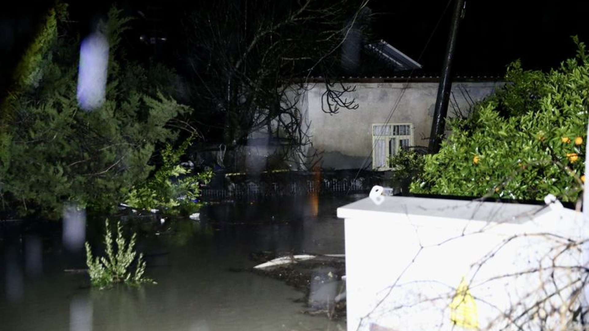Aydın, Muğla ve Antalya'da Şiddetli Sağanak: Evler ve Barınaklar Su Altında Kaldı