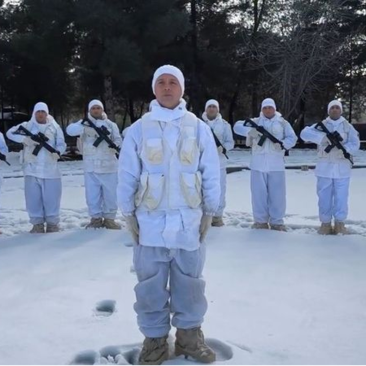 Komandodan Sabahat teyzeye teşekkür!