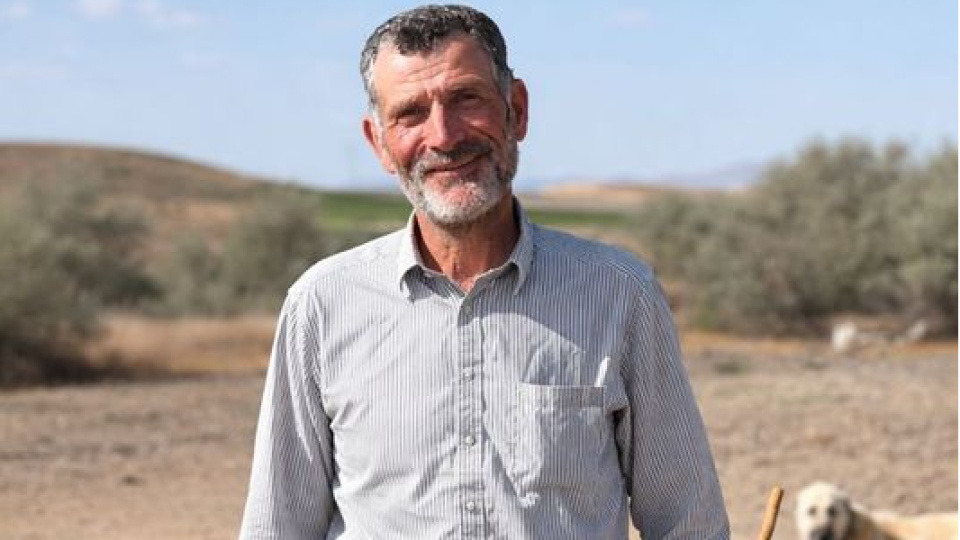 Elektrik teli koptu! Evinin önüne düştü!