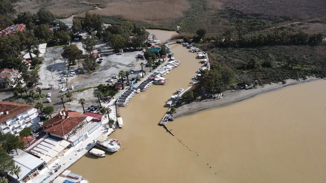Gökova mavisinden eser kalmadı!