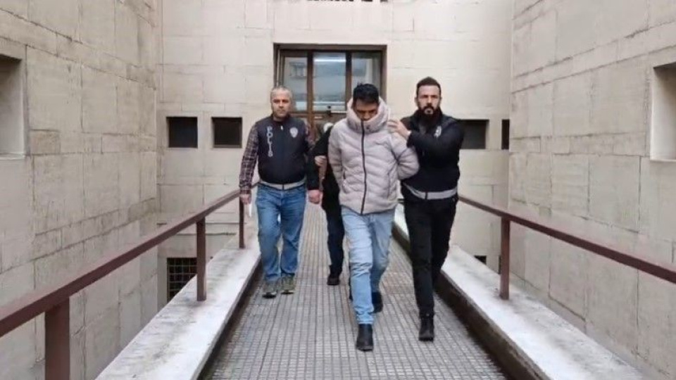 Kız arkadaşını yaralayan adam tutuklandı