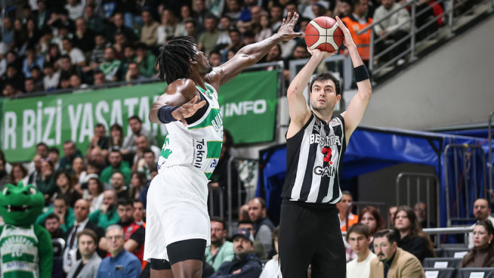 Beşiktaş, Bursa'yı deplasmanda devirdi
