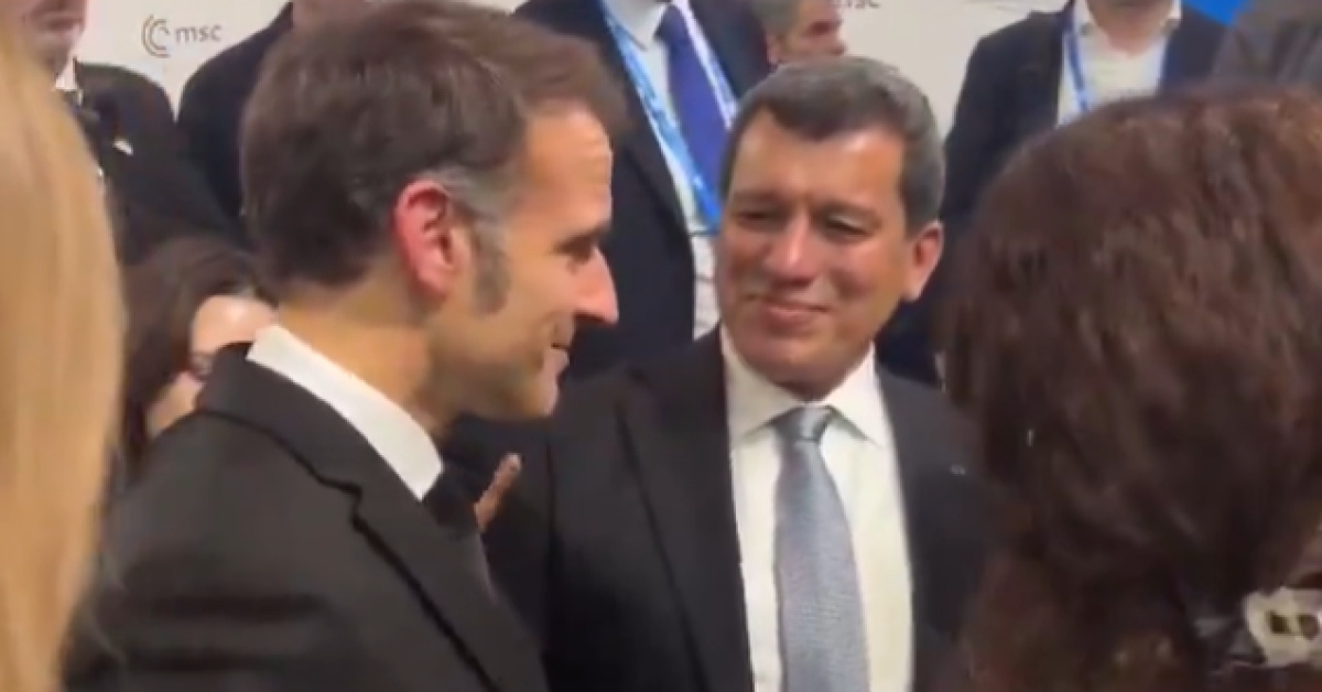 Macron ile Abdi bir araya geldi