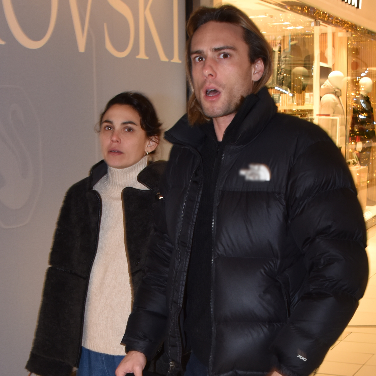 Sevgilisiyle görüntülendi