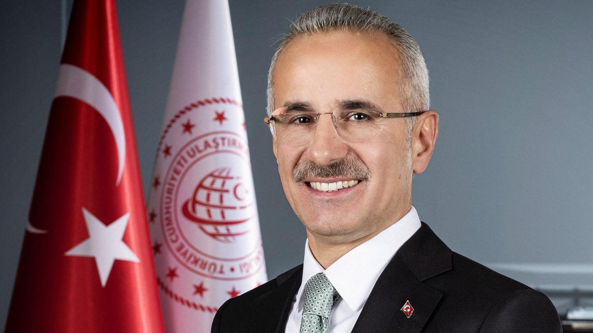 PTT'den Emeklilere 14 Bin Liraya Varan Geri Ödemesiz Nakit Destek